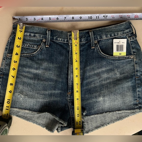 🆕 Agolde Anja High Waist Cut-Off Short | Size 30 | Asheville | A Gold E NEW/NWT - Picture 7 of 17